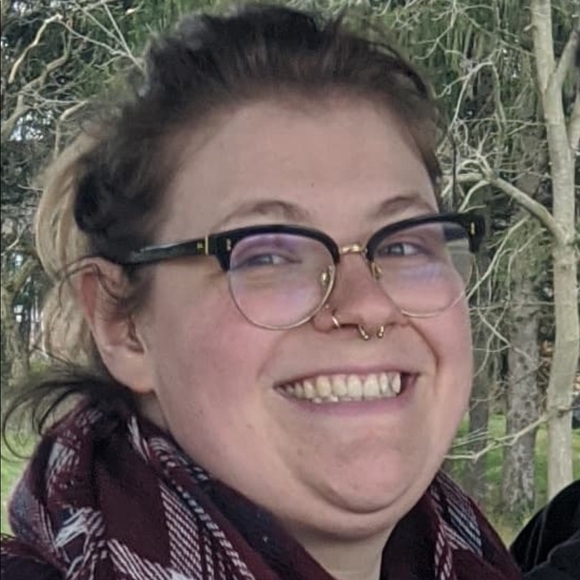 Meet your Posher, Donna - Picture 1 of 1